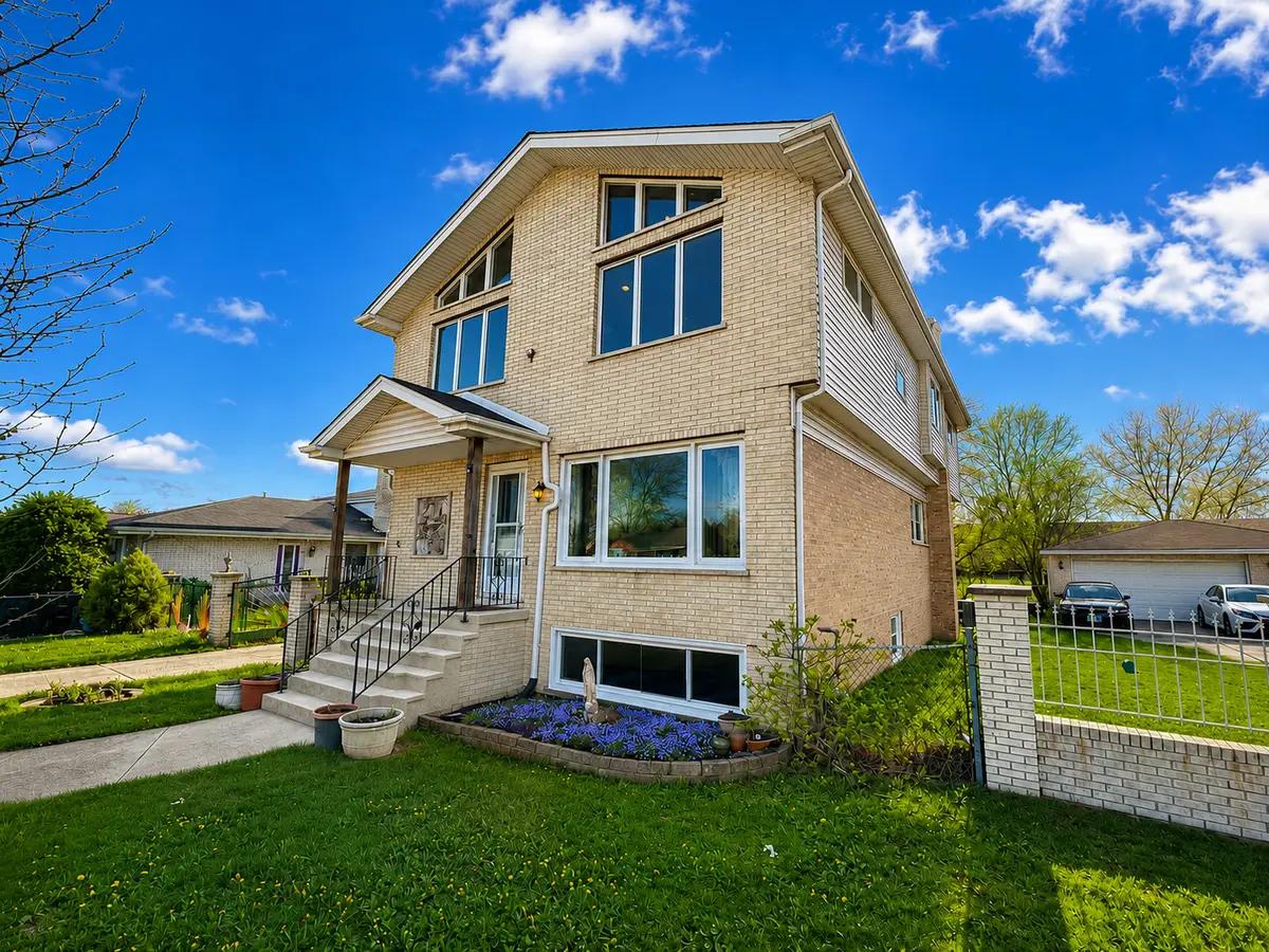7332 Beloit Avenue, Bridgeview, IL 60455 - #1