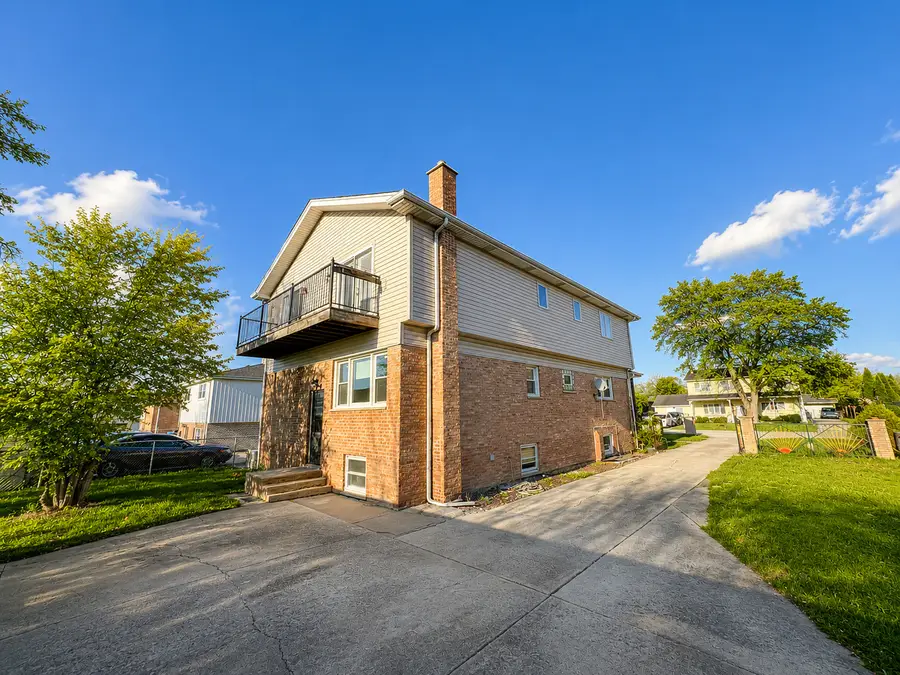 7332 Beloit Avenue, Bridgeview, IL 60455 - #3