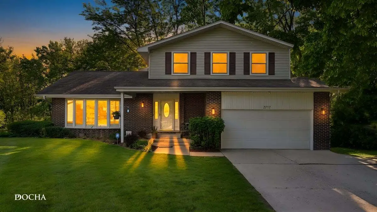 2717 Bordeaux Place, Lisle, IL 60532 - #1