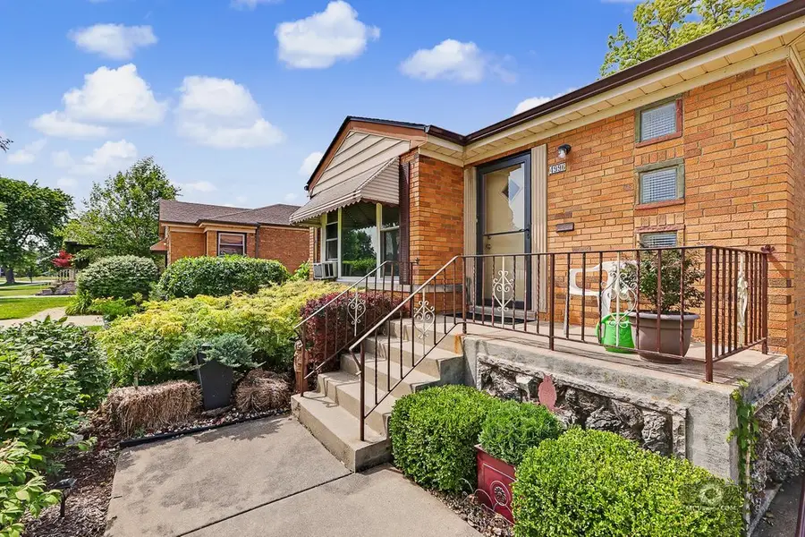 4996 Wick Drive, Oak Lawn, IL 60453 - #2