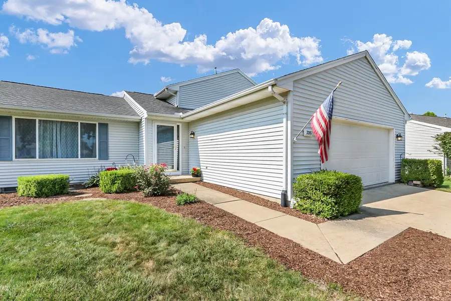 3205 Timberline Drive, Champaign, IL 61822 - #3