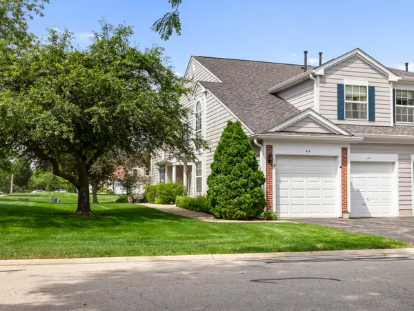 4 Truman Court, Streamwood, IL 60107