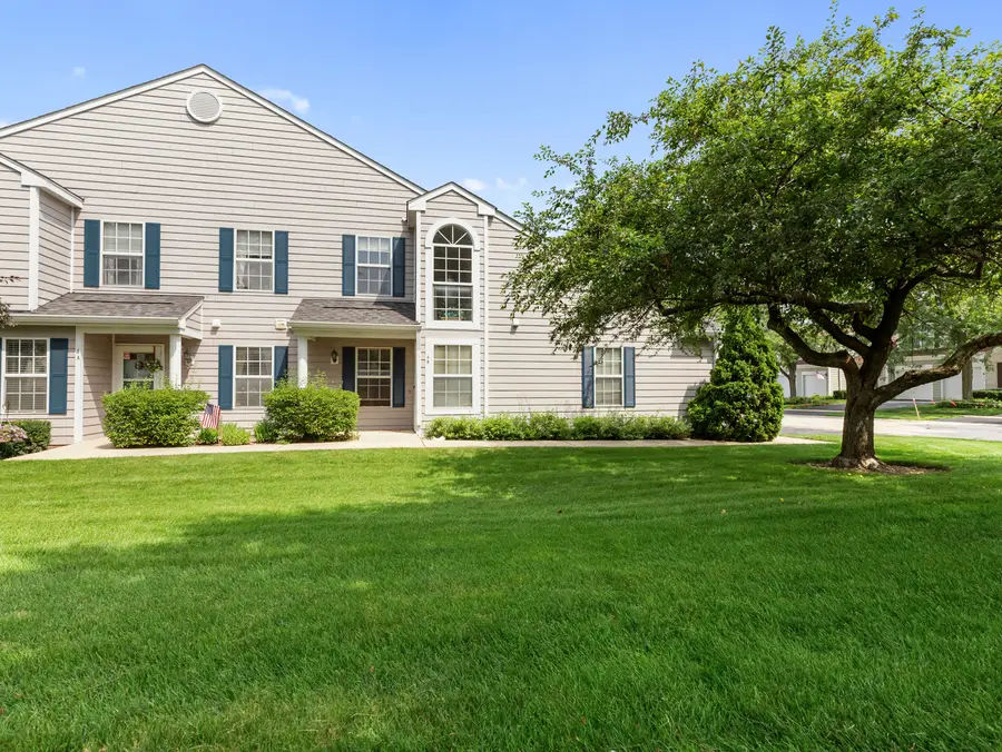 4 Truman Court, Streamwood, IL 60107 - #2