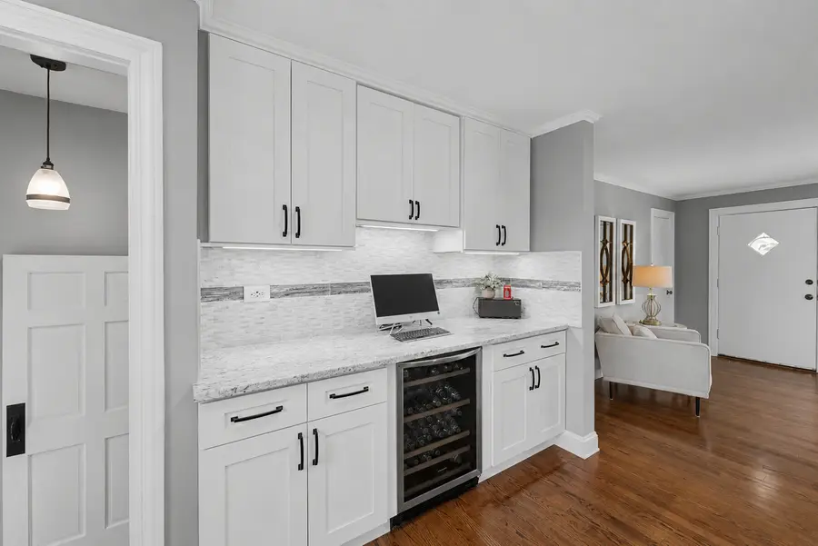 2531 Glenview Road, Glenview, IL 60025 - #3