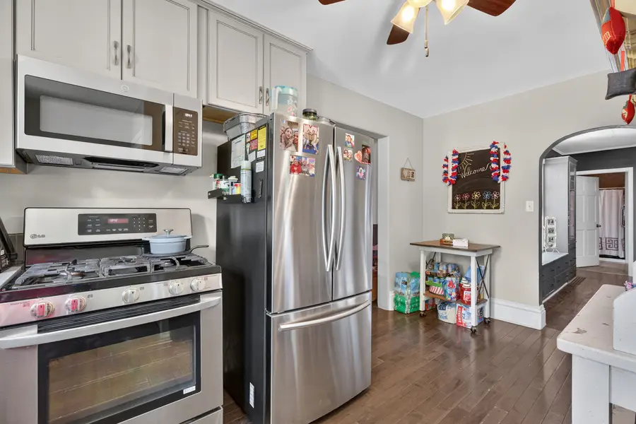 702 Pearl Street, Ottawa, IL 61350 - #3