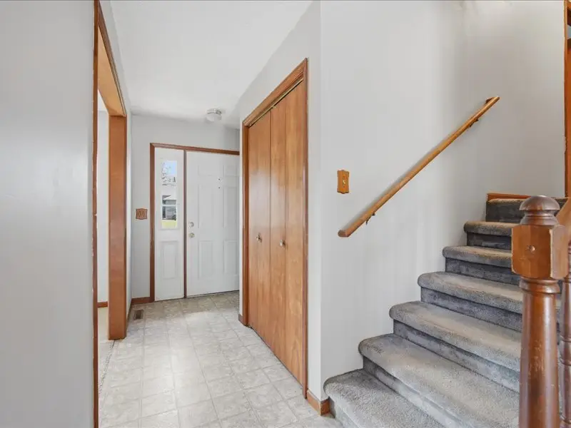 507 N Washington Street, Hudson, IL 61748 - #3