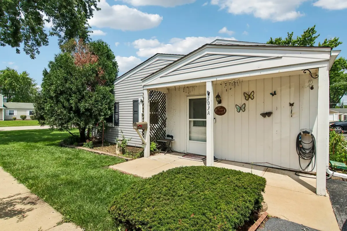 103 Daniel Court #A, Bartlett, IL 60103 - #1