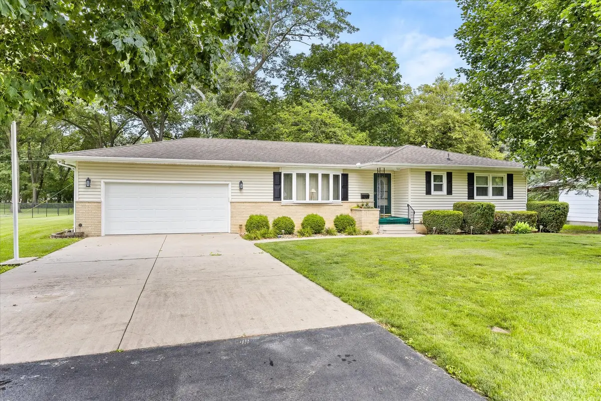 1412 S Jackson Street, Streator, IL 61364 - #1