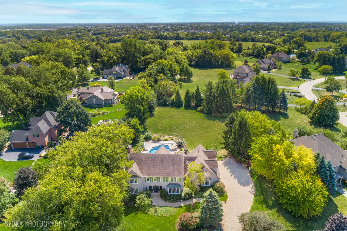 15 Mulberry Drive, Hawthorn Woods, IL 60047 - #1