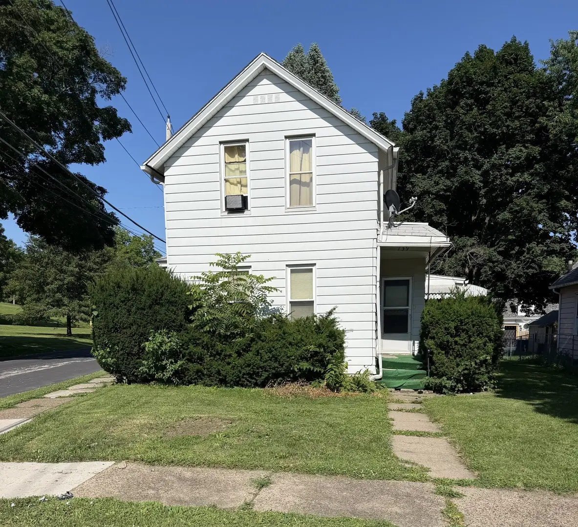 739 N Howell Street, Davenport, IA 52802 - #1