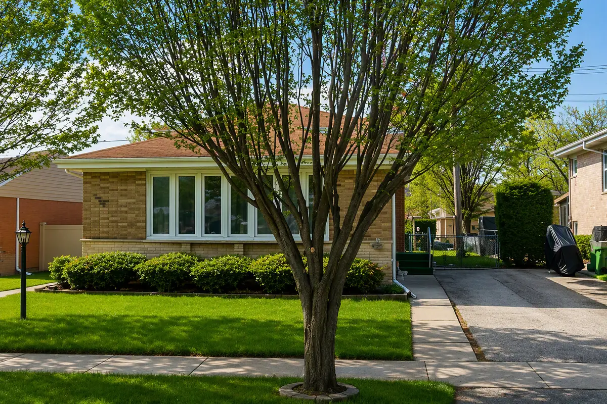 4639 Howard Street, Skokie, IL 60076 - #1