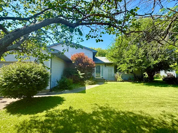269 Brookside Drive, Paw Paw, IL 61353