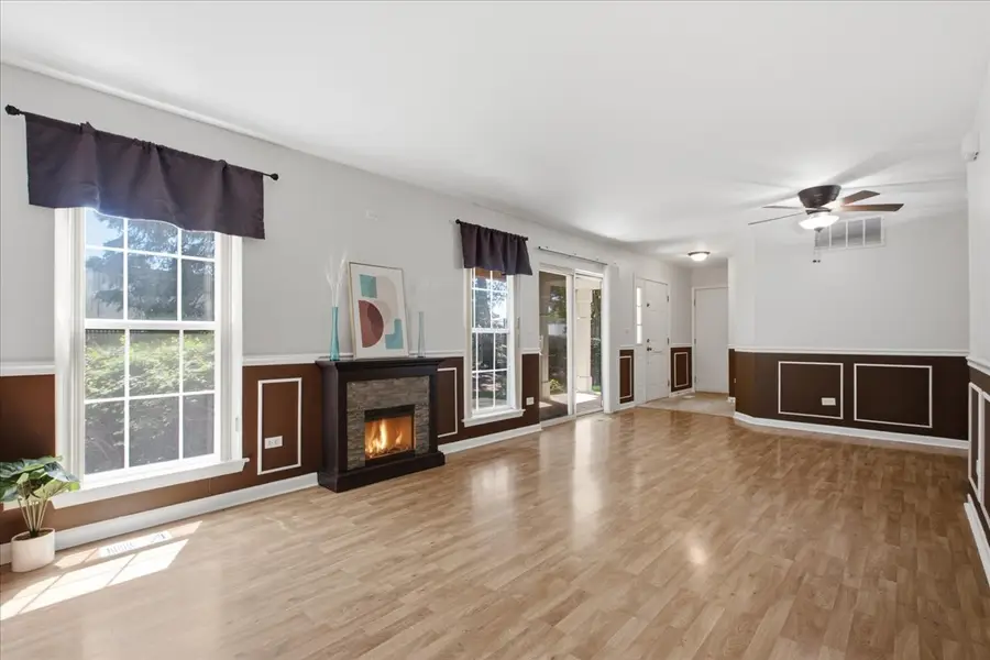 103 N Cathy Lane #103, Mount Prospect, IL 60056 - #2