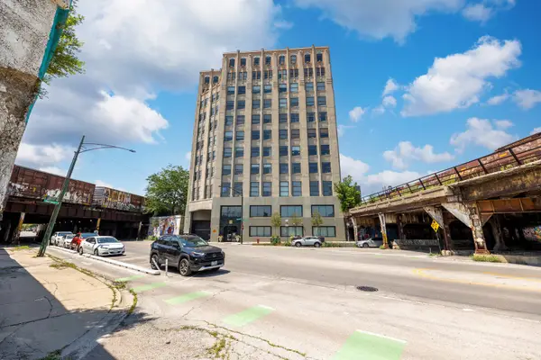 1550 S Blue Island Avenue #613, Chicago, IL 60608