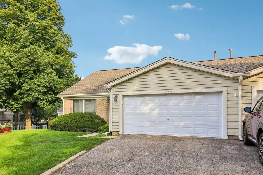 664 Claridge Circle, Hoffman Estates, IL 60169 - #2
