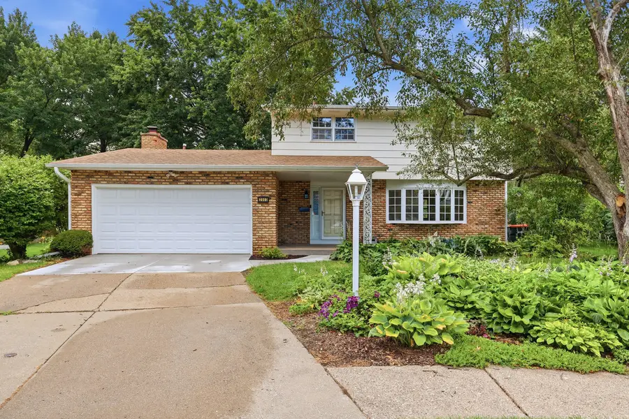 2903 Woodland Court, Davenport, IA 52803 - #3