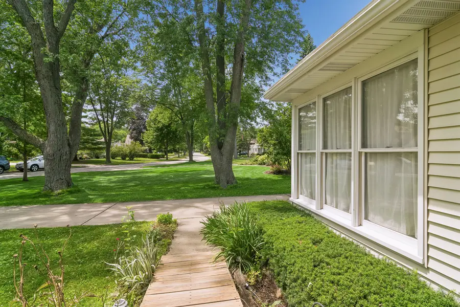 2102 George Street, Rolling Meadows, IL 60008 - #2