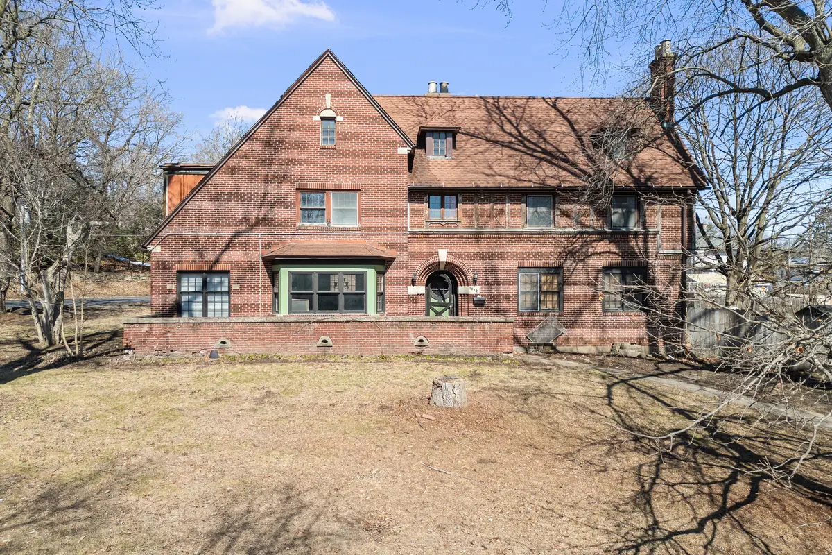1012 5th Avenue S, Clinton, IA 52732 - #1