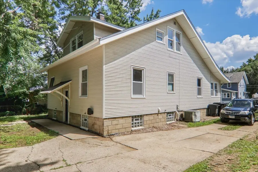 708 Dale Street, Normal, IL 61761 - #3