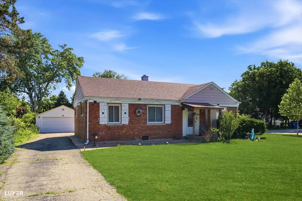 600 W Bob O Link Road, Mount Prospect, IL 60056 - #1