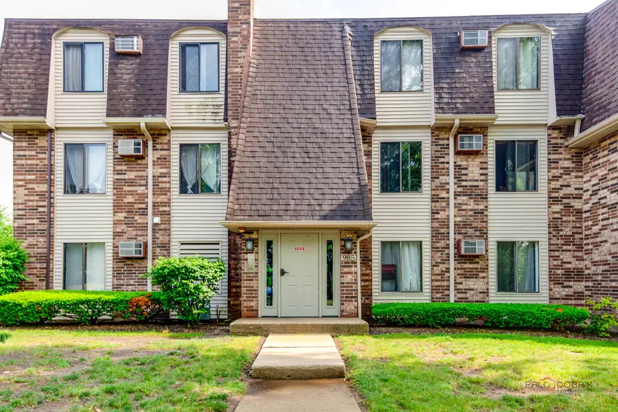 985 S Court Of Shorewood Court #2B, Vernon Hills, IL 60061 - #2
