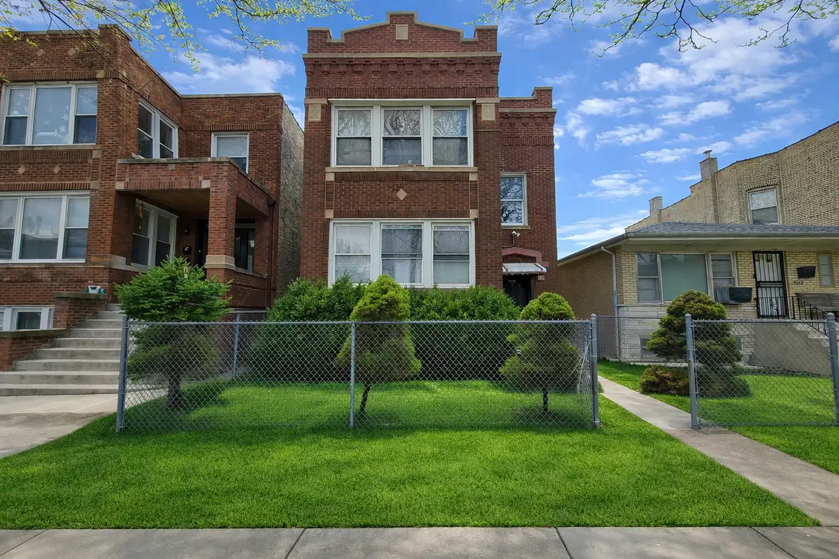 3008 N Davlin Court, Chicago, IL 60618 - #1