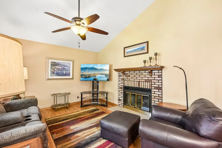 79 Castle Rock Lane, Bloomingdale, IL 60108 - #3