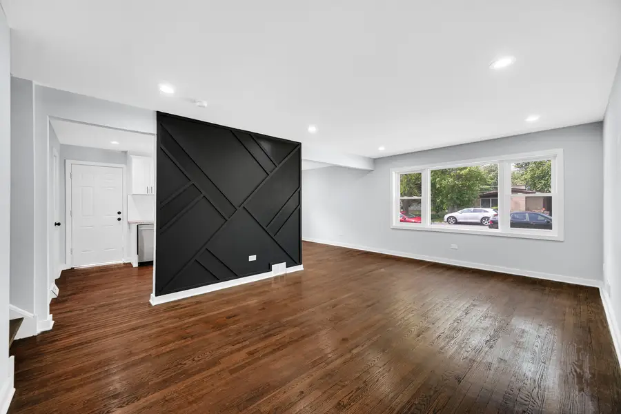 15041 Irving Avenue, Dolton, IL 60419 - #2