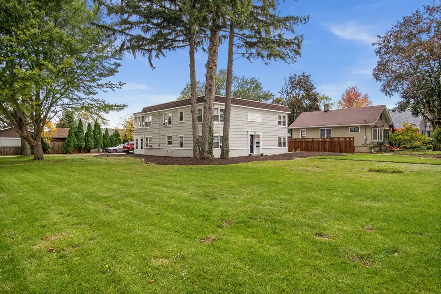 107 N Mallory Avenue, Batavia, IL 60510 - #3