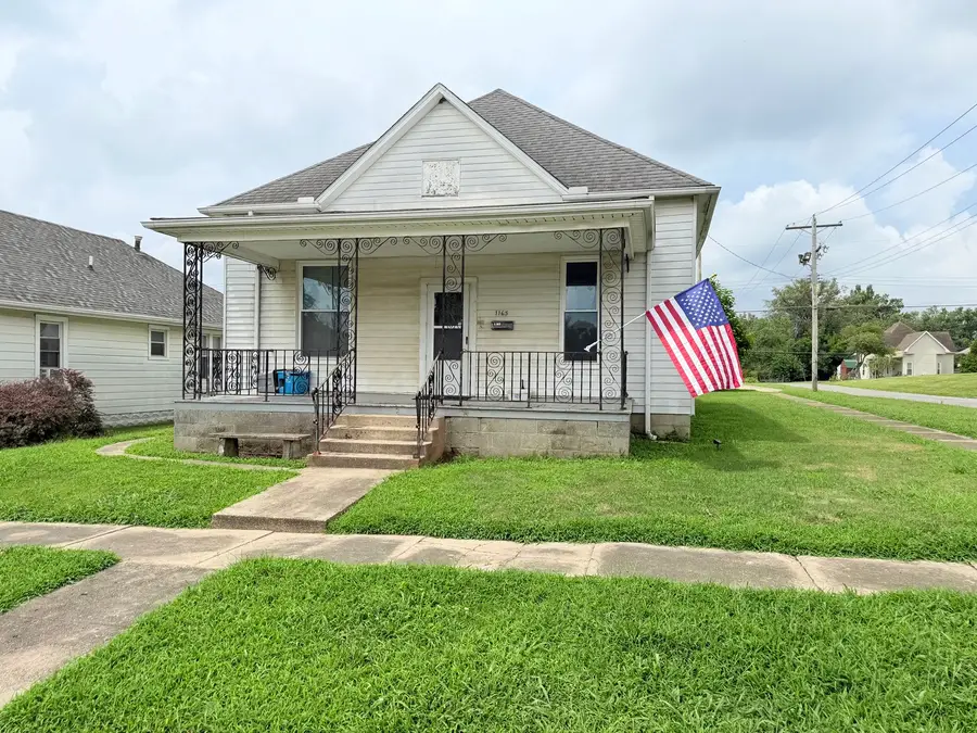 1163 1st Street, Eldorado, IL 62930 - #3