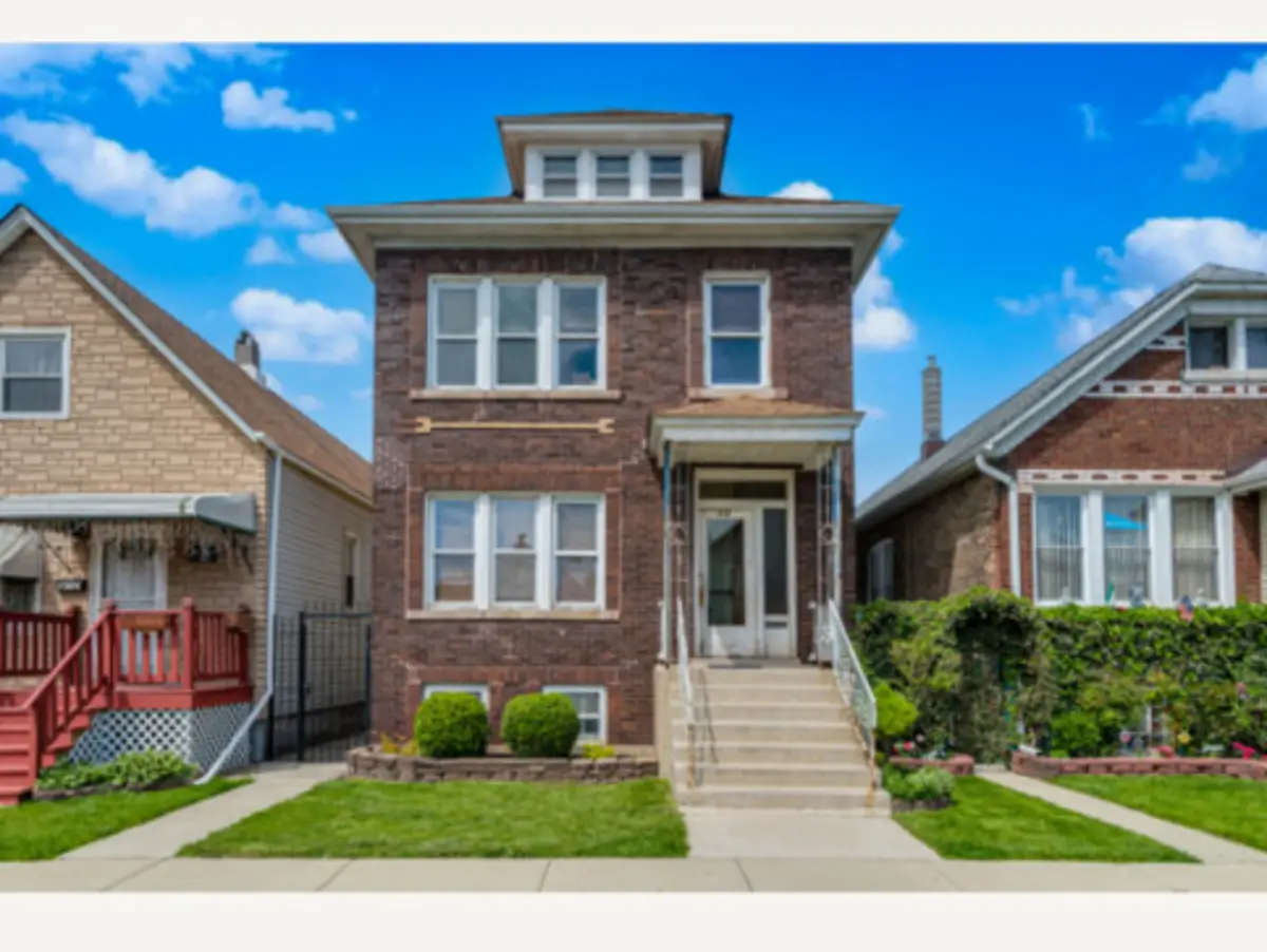 5212 S Sacramento Avenue, Chicago, IL 60632 - #1