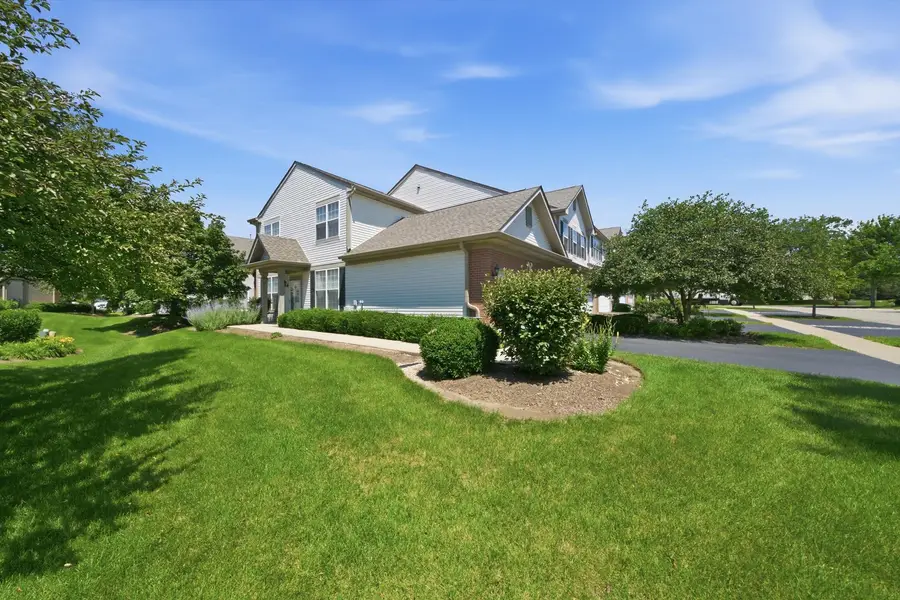 541 N Fox Trail, Round Lake, IL 60073 - #3