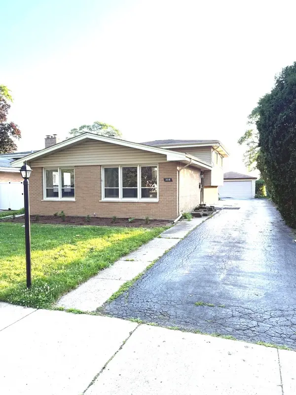 308 Wheeling Avenue, Wheeling, IL 60090