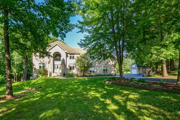 26577 N Fairfield Road, Wauconda, IL 60084