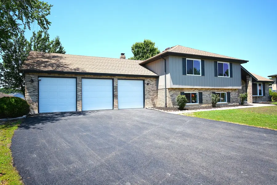 18628 Becker Terrace, Country Club Hills, IL 60478 - #2