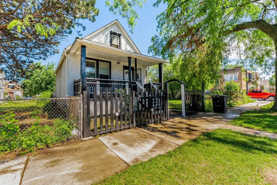 7549 S Saint Lawrence Avenue, Chicago, IL 60619 - #3
