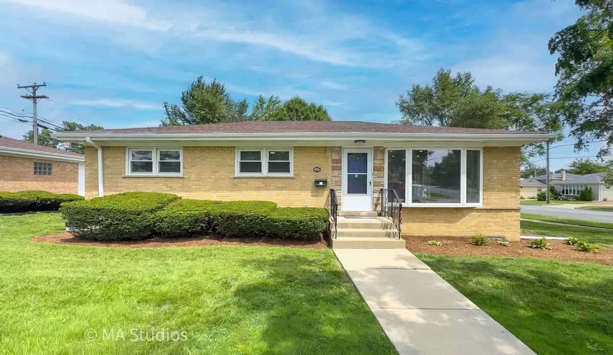 4256 Golf Road, Skokie, IL 60076 - #1