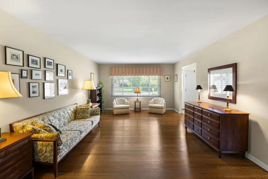 1240 Bar Harbor Terrace, Northbrook, IL 60062 - #3