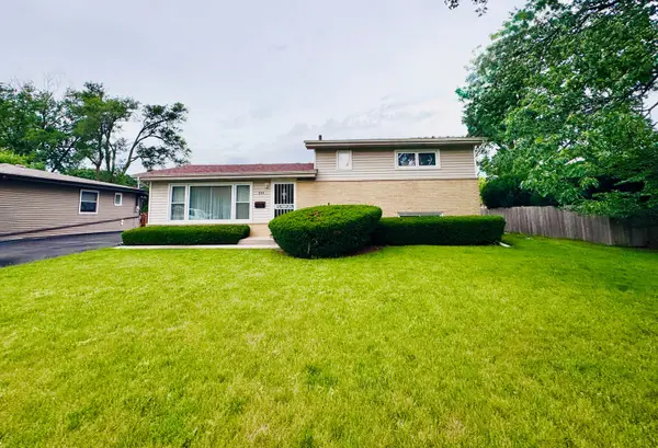 604 N Wilshire Drive, Mount Prospect, IL 60056