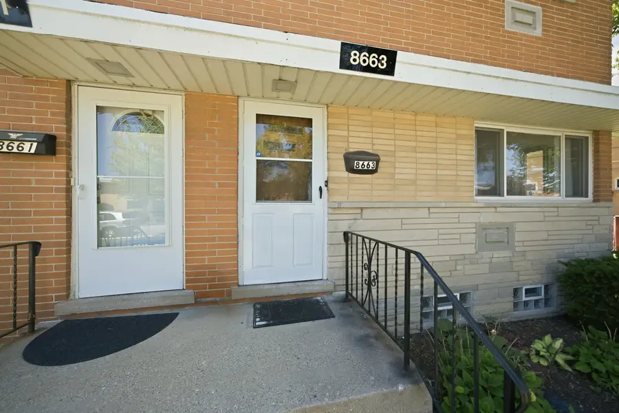 8663 Gregory Lane, Des Plaines, IL 60016 - #3