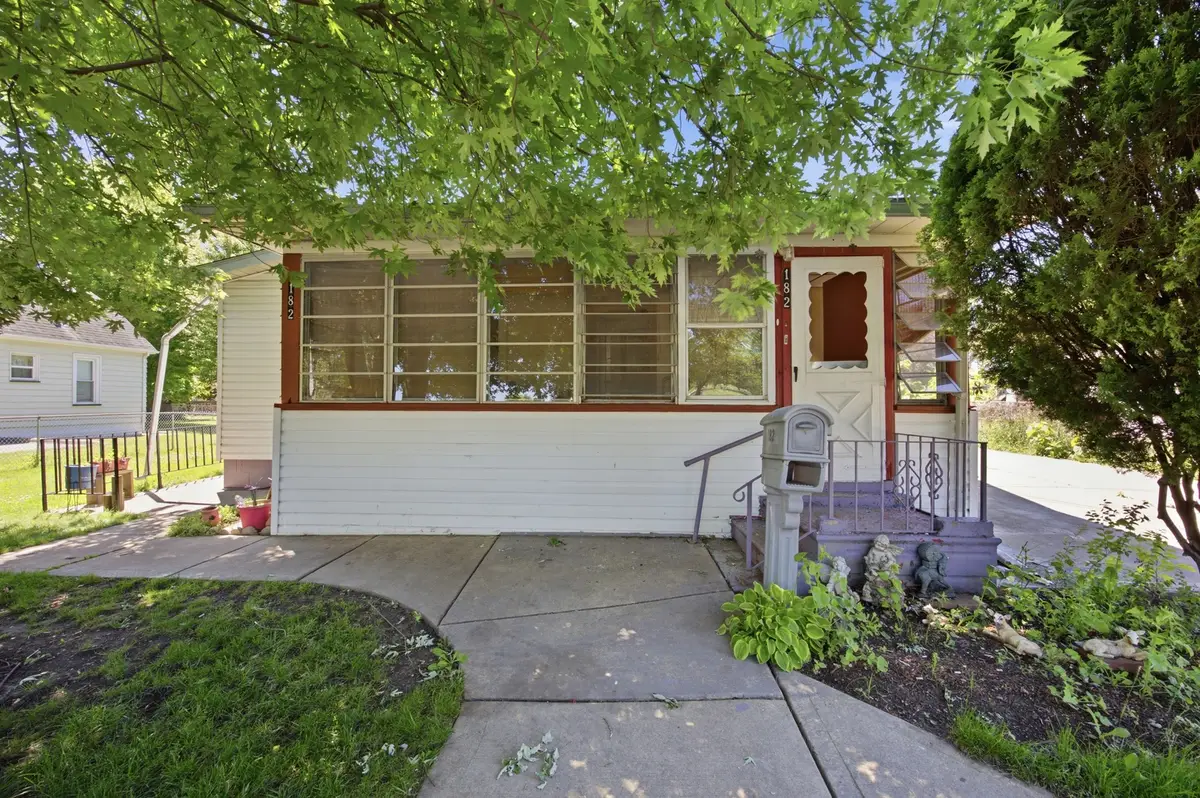 182 N Smith Street, Aurora, IL 60505 - #1