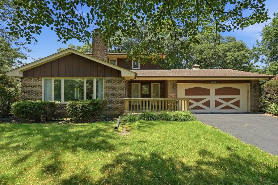 24722 S Oak Lane, Crete, IL 60417 - #2