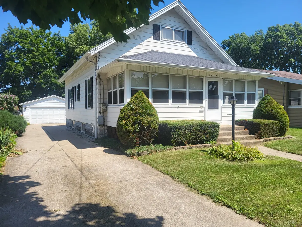 1415 W 1st Street, Dixon, IL 61021 - #1