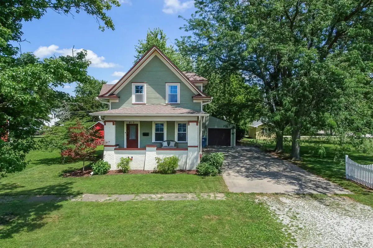 815 Locust Street, Minonk, IL 61760 - #1