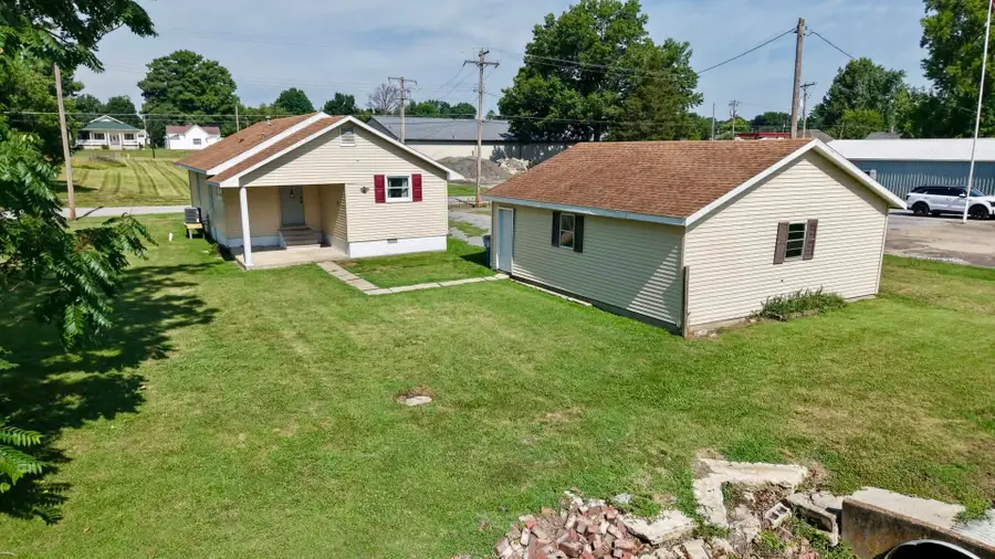 606 S Mulkey Street, Christopher, IL 62822 - #3