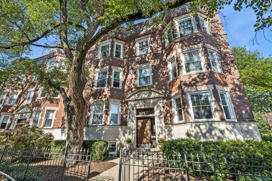 3801 N Wilton Avenue #1, Chicago, IL 60613 - #2