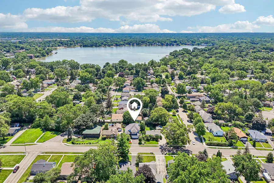 219 Woodlawn Drive, Mundelein, IL 60060 - #2