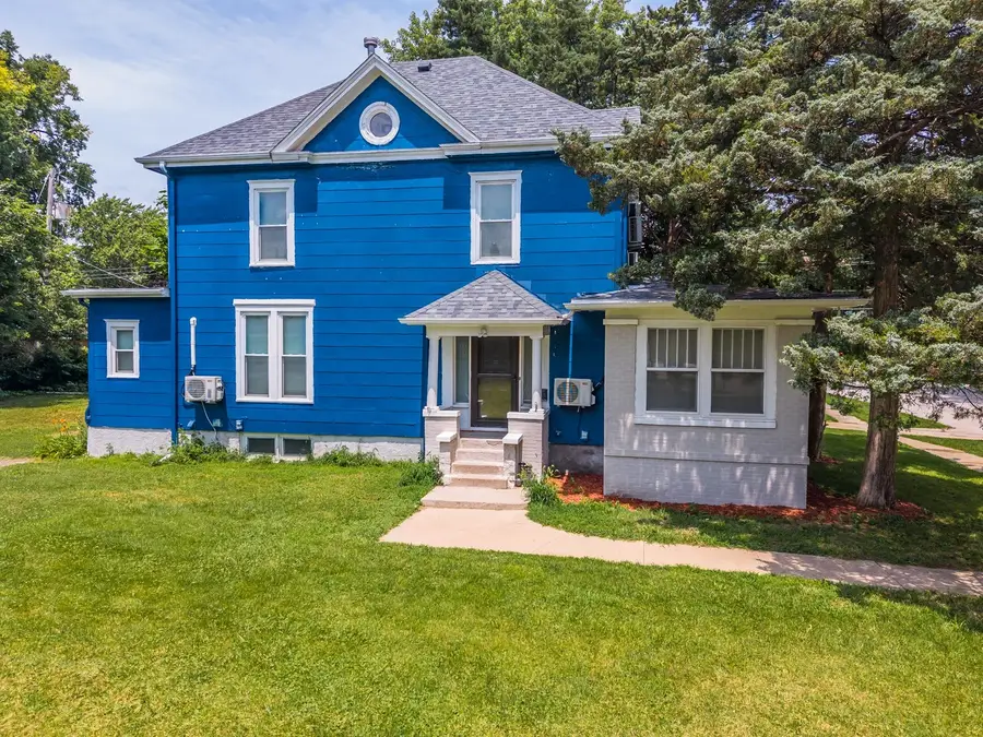 615 N Chicago Street, Pontiac, IL 61764 - #2