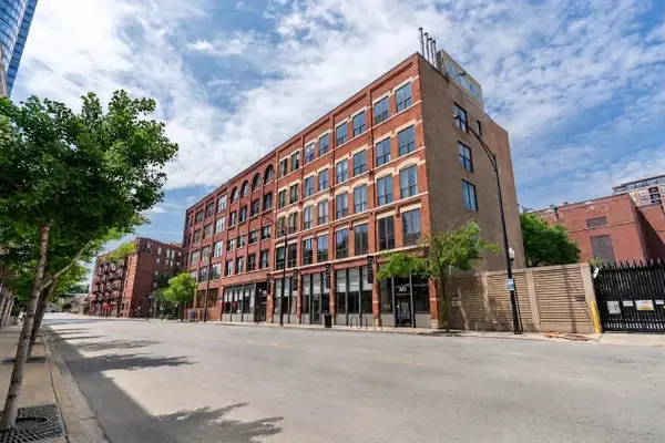 420 W Grand Avenue #5D, Chicago, IL 60654