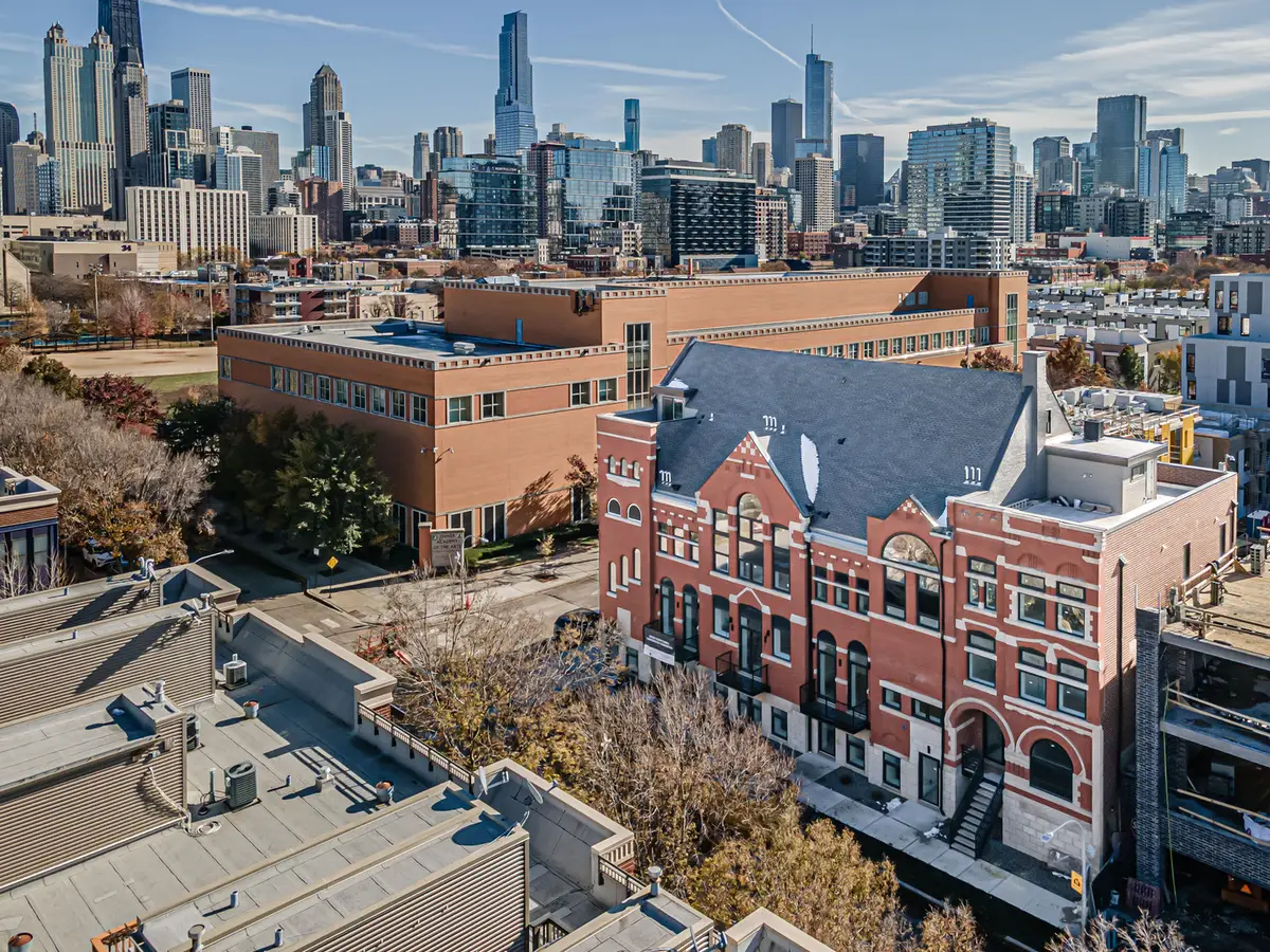 505 W Elm Street #1, Chicago, IL 60610 - #1